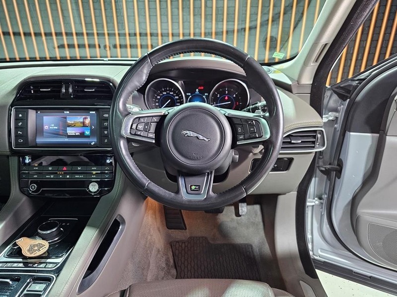 Jaguar F-Pace - Mit Mak Motors - Image 9