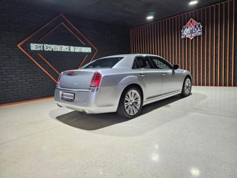Chrysler 300 - Mit Mak Motors - Image 22