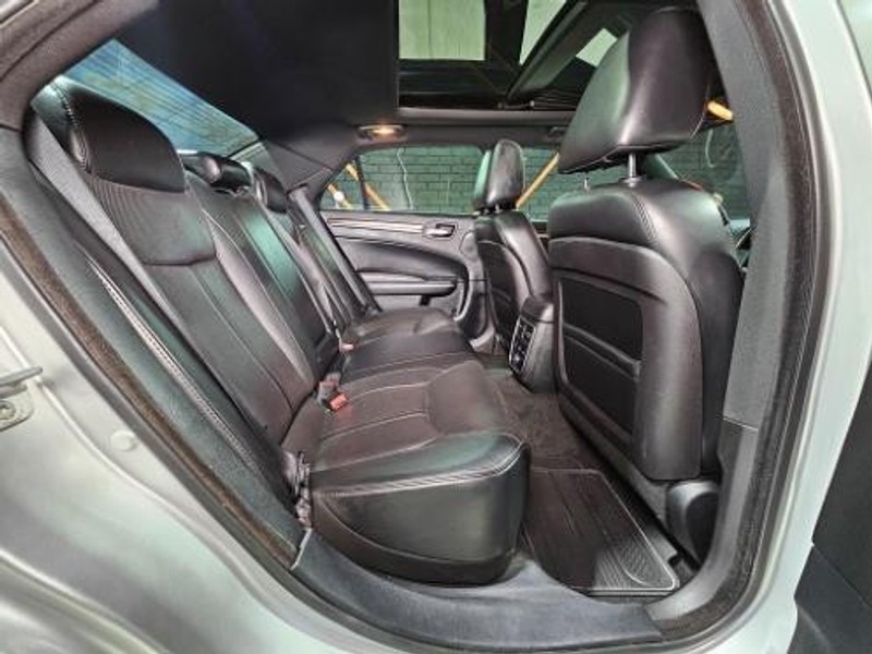 Chrysler 300 - Mit Mak Motors - Image 17