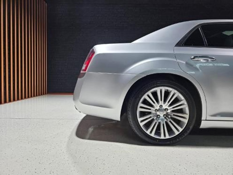 Chrysler 300 - Mit Mak Motors - Image 23