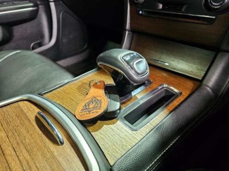 Chrysler 300 - Mit Mak Motors - Image 14