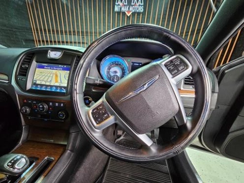 Chrysler 300 - Mit Mak Motors - Image 15
