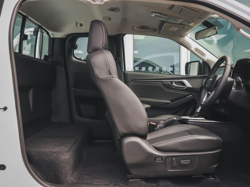 Isuzu D-Max - Isuzu Richards Bay - Image 23