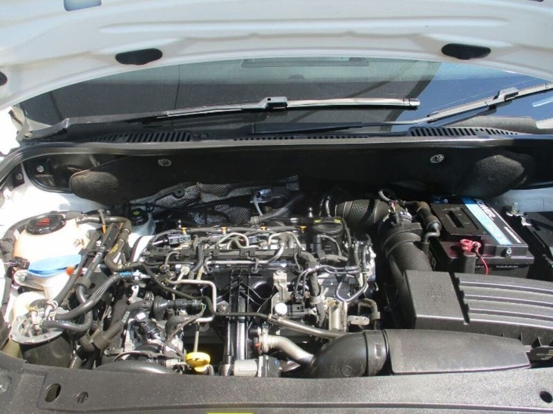 Volkswagen Caddy - Alpine Autohaus - Image 5