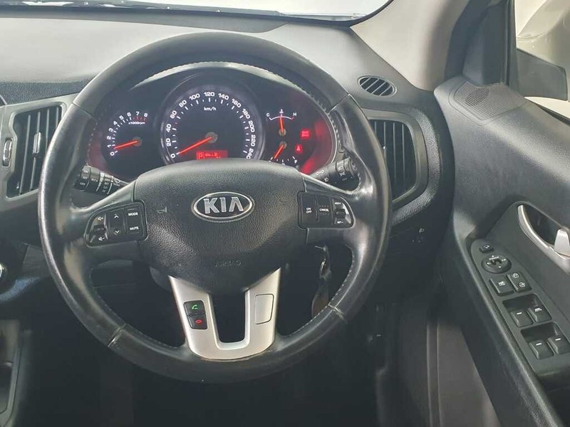Kia Sportage - One Way Auto - Image 11