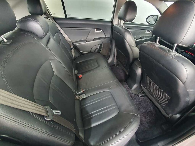 Kia Sportage - One Way Auto - Image 8