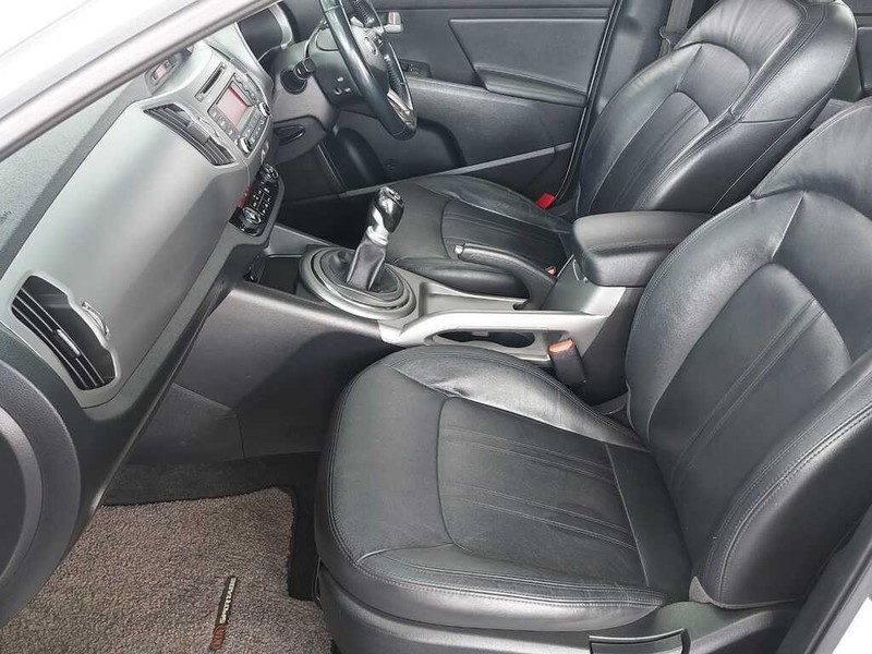 Kia Sportage - One Way Auto - Image 9