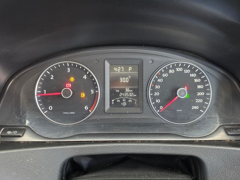 Volkswagen Transporter - Motortoria - Image 17
