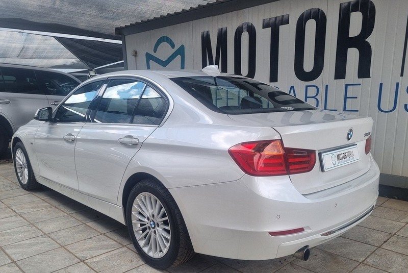 BMW 3 Series - Motortoria - Image 5