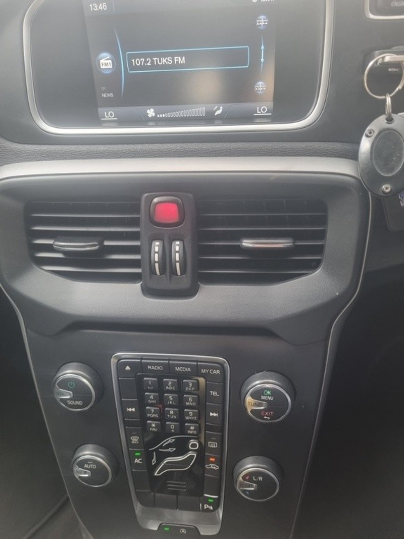 Volvo V40 - Motortoria - Image 12