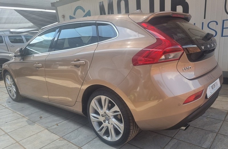 Volvo V40 - Motortoria - Image 5
