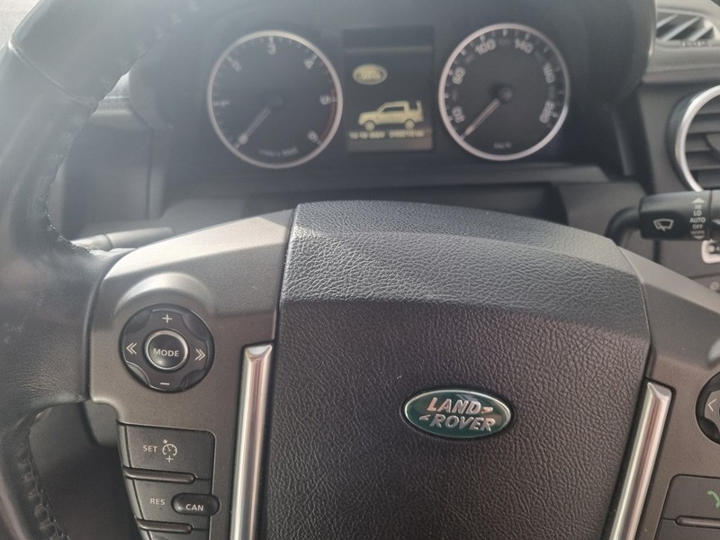 Land Rover Discovery - Motortoria - Image 12