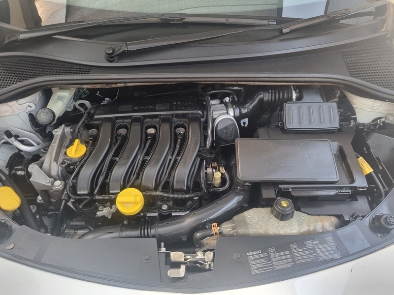 Renault Clio - Motortoria - Image 18