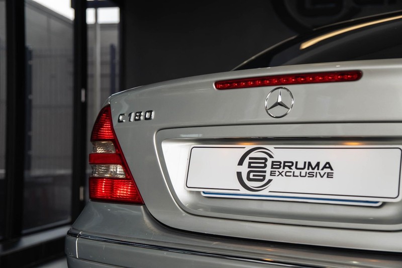 Mercedes-Benz C-class - Chery Bruma - Image 7