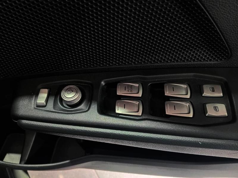 Mahindra XUV300 - Group1 Auto Midrand - Image 12
