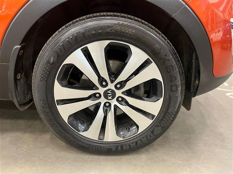 Kia Sportage - Weelee - Image 9