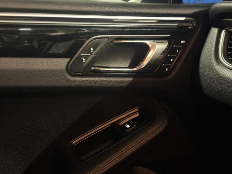 Porsche Macan - BMW Cape Town City - Image 17