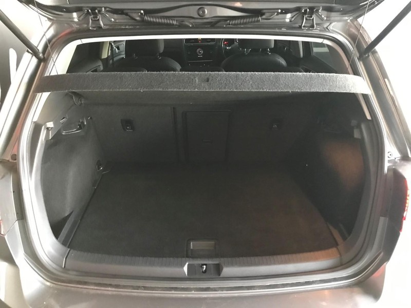 Volkswagen Golf - Vaal Toyota Vereeniging - Image 6