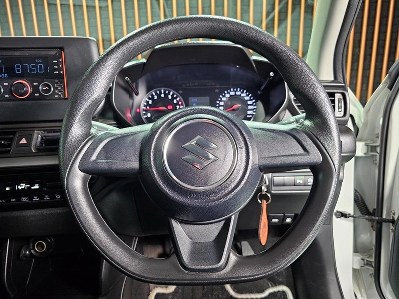 Suzuki Swift - Mit Mak Motors - Image 11