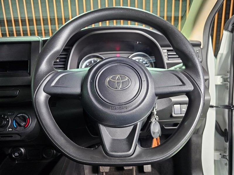 Toyota Corolla Rumion - Mit Mak Motors - Image 11