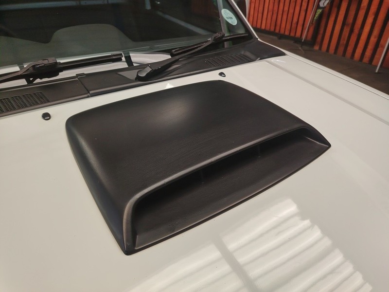 Nissan NP 300 Pick up - We Buy Bakkies - Image 10