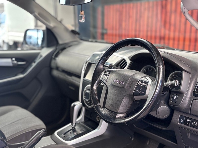 Isuzu D-Max - We Buy Bakkies - Image 18