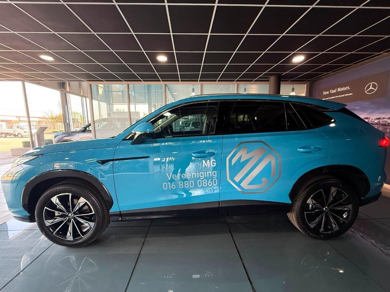MG HS - New Vaal Motors Vereeniging Mercedes - Image 4