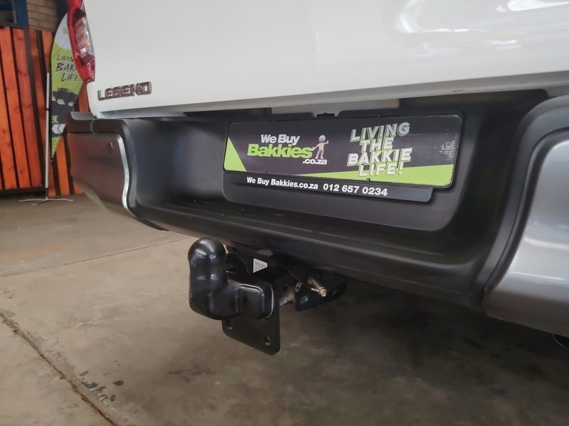 Toyota Hilux - We Buy Bakkies - Image 10