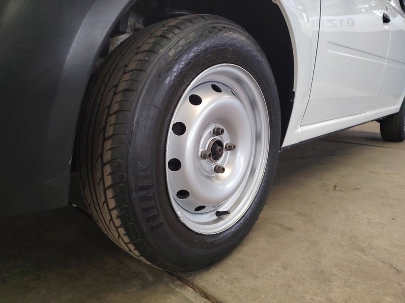 Nissan NP200 - We Buy Bakkies - Image 8