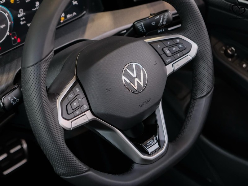 Volkswagen Golf - Hatfield VW Melrose Arch - Image 17