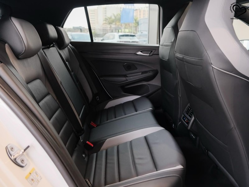 Volkswagen Golf - Hatfield VW Melrose Arch - Image 16
