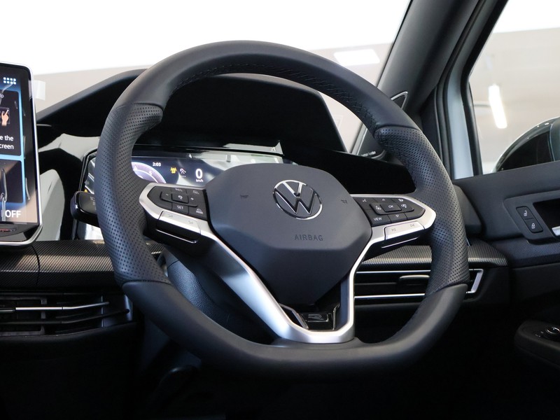 Volkswagen Golf - Hatfield VW Melrose Arch - Image 32