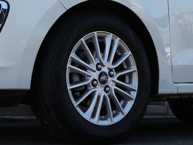 Ford Figo - Authentique Autos - Image 19