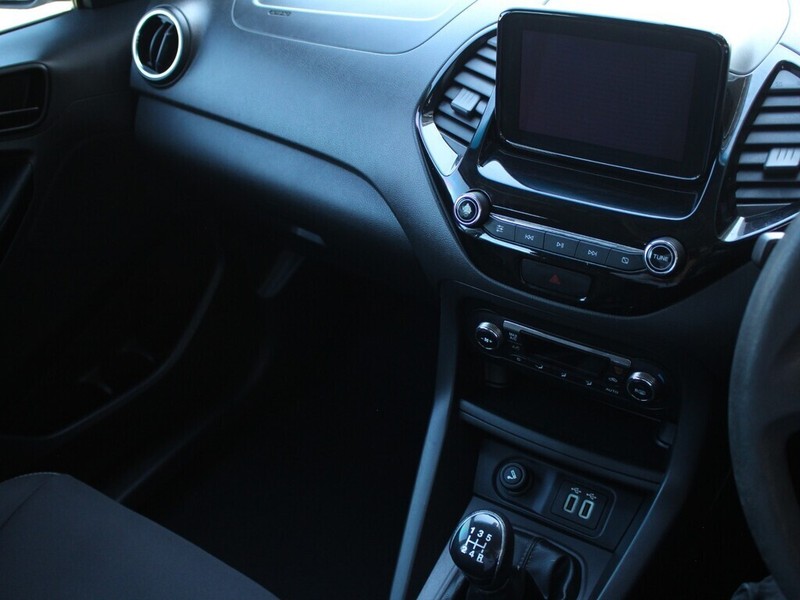 Ford Figo - Authentique Autos - Image 15