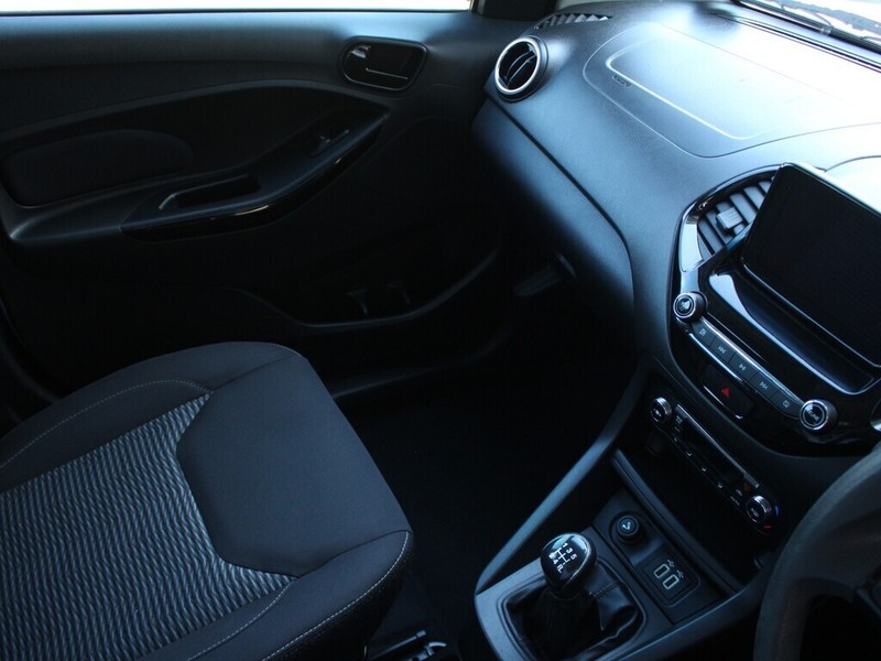 Ford Figo - Authentique Autos - Image 14