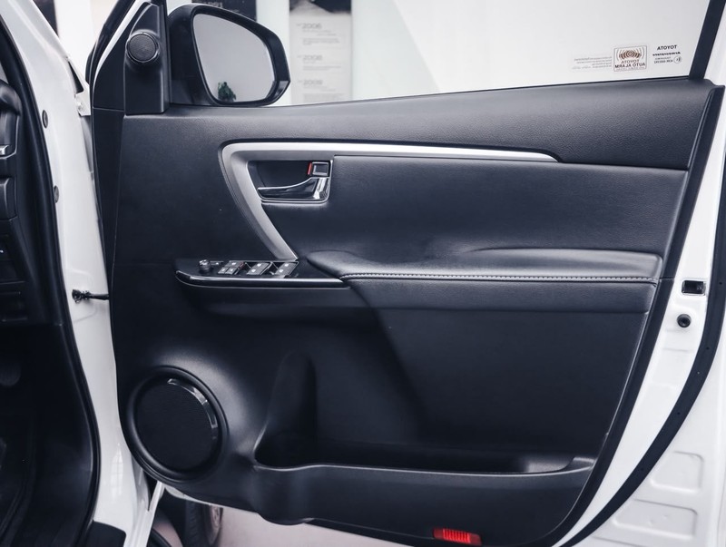 Toyota Fortuner - Audi Centre Rivonia - Image 14