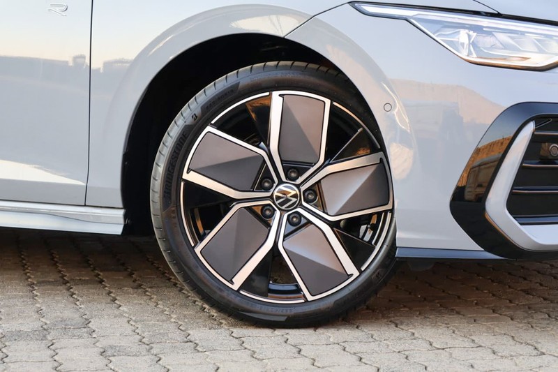 Volkswagen Golf - Hatfield VW Pretoria - Image 7