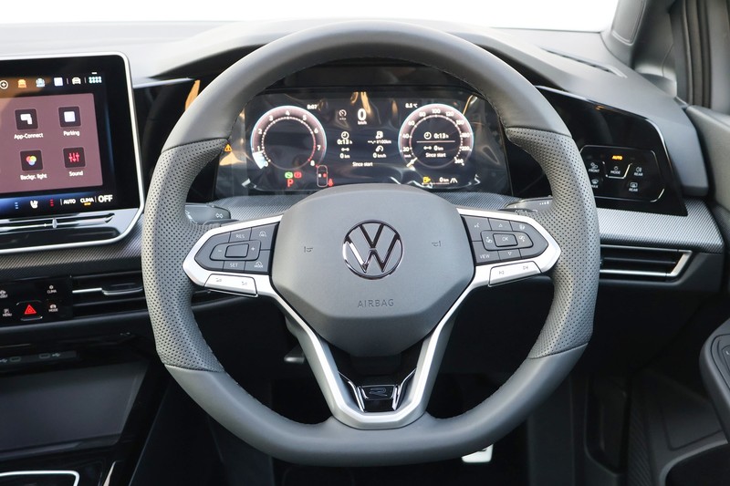 Volkswagen Golf - Hatfield VW Pretoria - Image 30