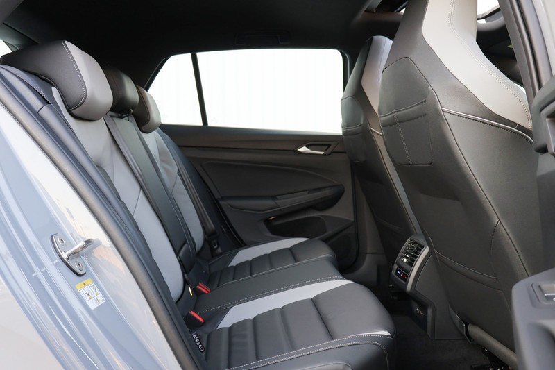 Volkswagen Golf - Hatfield VW Pretoria - Image 26