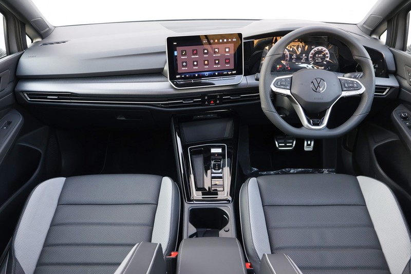 Volkswagen Golf - Hatfield VW Pretoria - Image 31