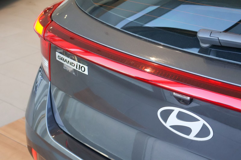 Hyundai Grand i10 - Hatfield VW Melrose Arch - Image 12