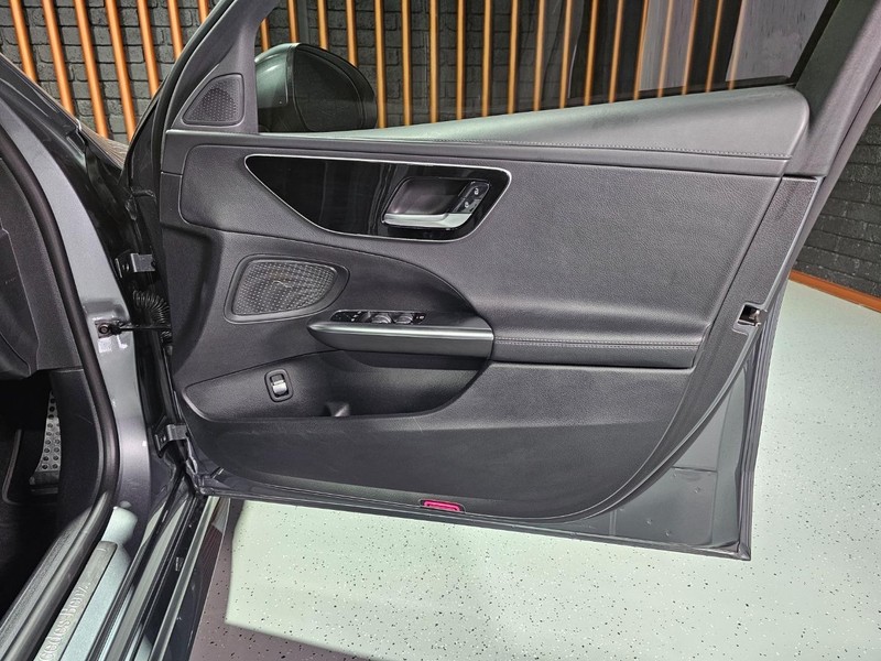 Mercedes-Benz C-class - Mit Mak Motors - Image 7