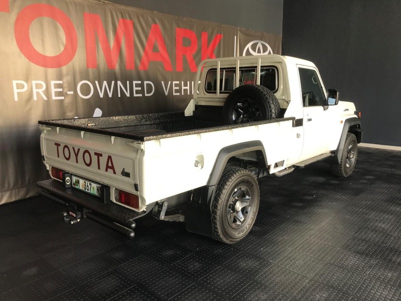Toyota land cruiser 79 - Vaal Toyota Vereeniging - Image 4