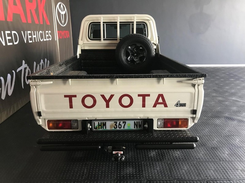 Toyota land cruiser 79 - Vaal Toyota Vereeniging - Image 5