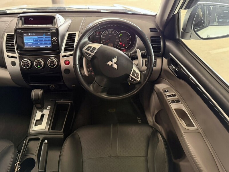 Mitsubishi Pajero - Bakwena Auto Sales - Image 15