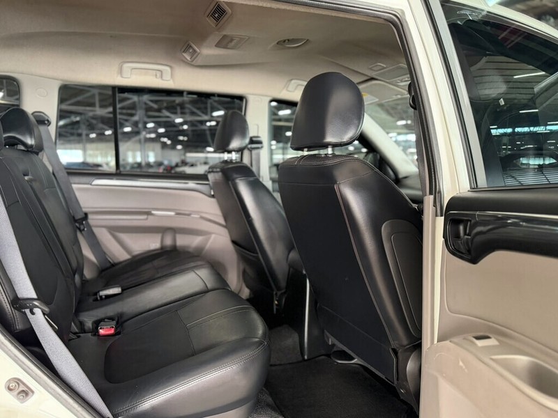 Mitsubishi Pajero - Bakwena Auto Sales - Image 18