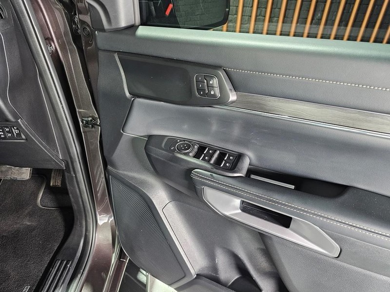 Ford Everest - Mit Mak Motors - Image 8