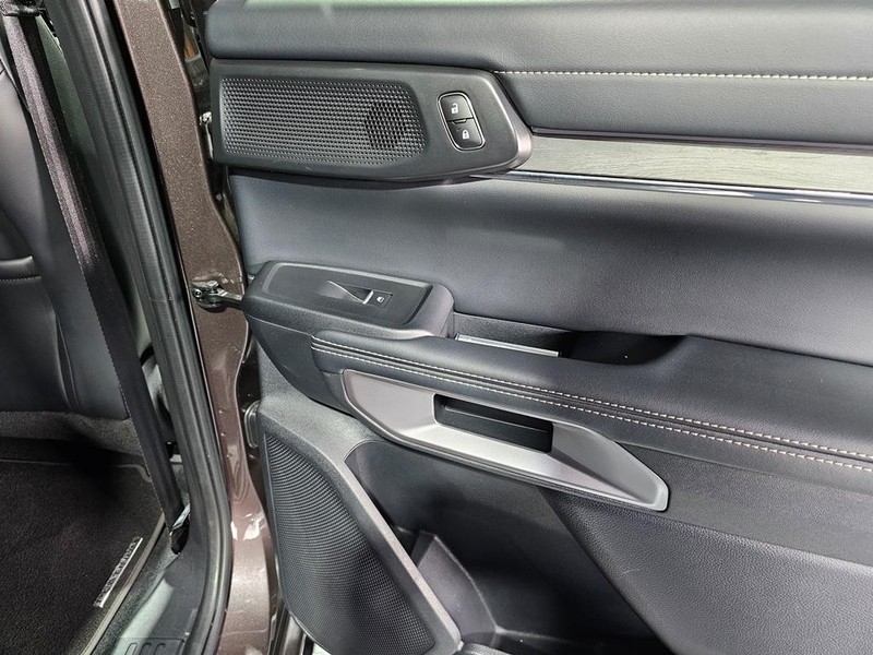 Ford Everest - Mit Mak Motors - Image 21