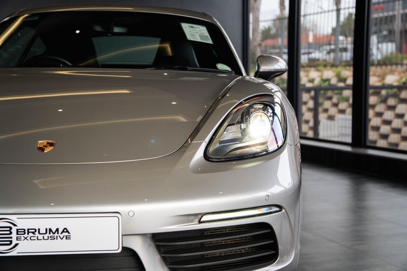 Porsche Cayman - Bruma Nissan - Image 3