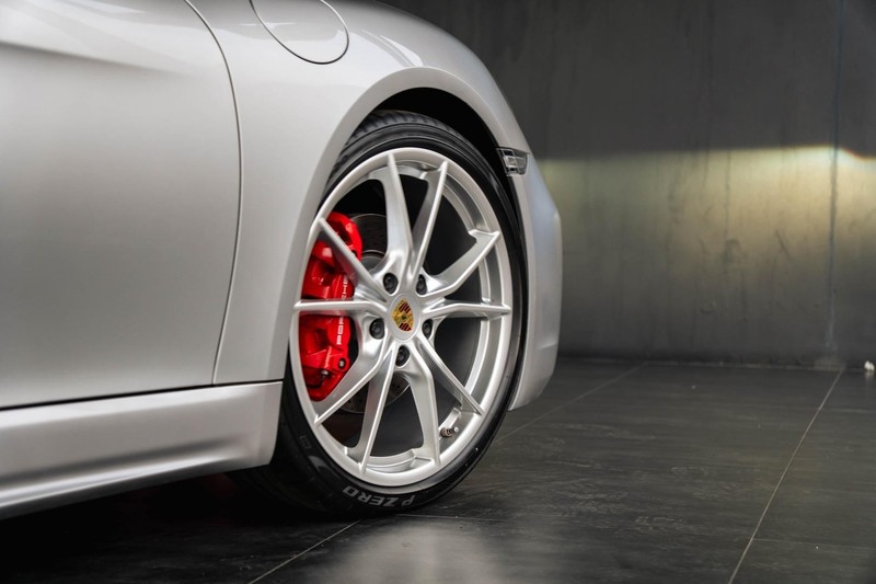 Porsche Cayman - Bruma Nissan - Image 5